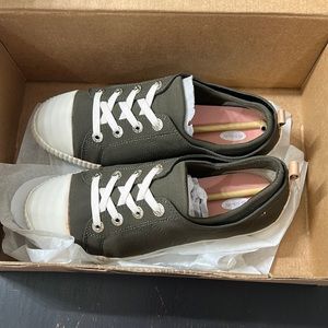 Dr. Scholl slip on sneakers